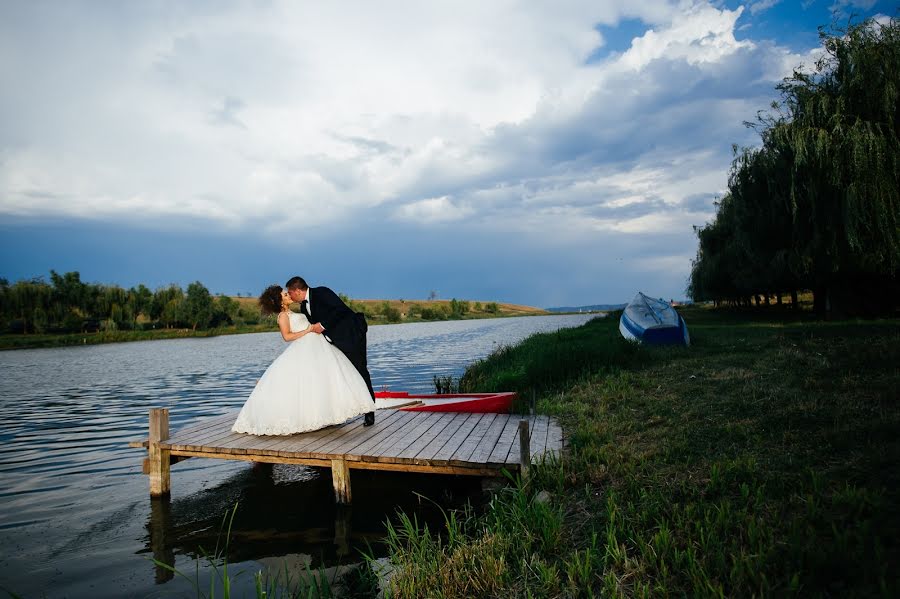 Wedding photographer Paul Budusan (paulbudusan). Photo of 16 August 2017