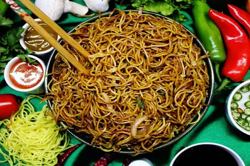 Veg Chowmein{Street Side}