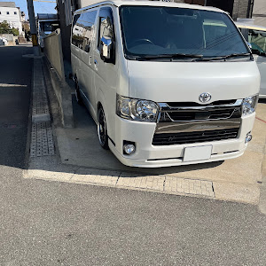 ハイエースバン GDH201V