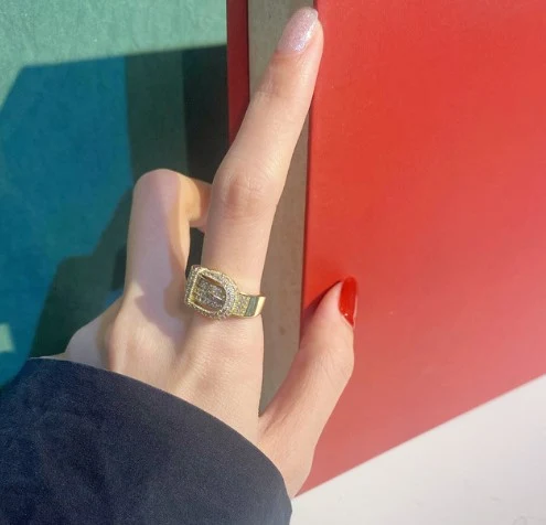 Micro Set Cirkonijum Dijamant Šnala za Kaiš Prsten Kompaktan Dizajn Elegantan i Izdržljiv Idealno za Svakodnevnu Upotrebu Ističe Vaš Stil