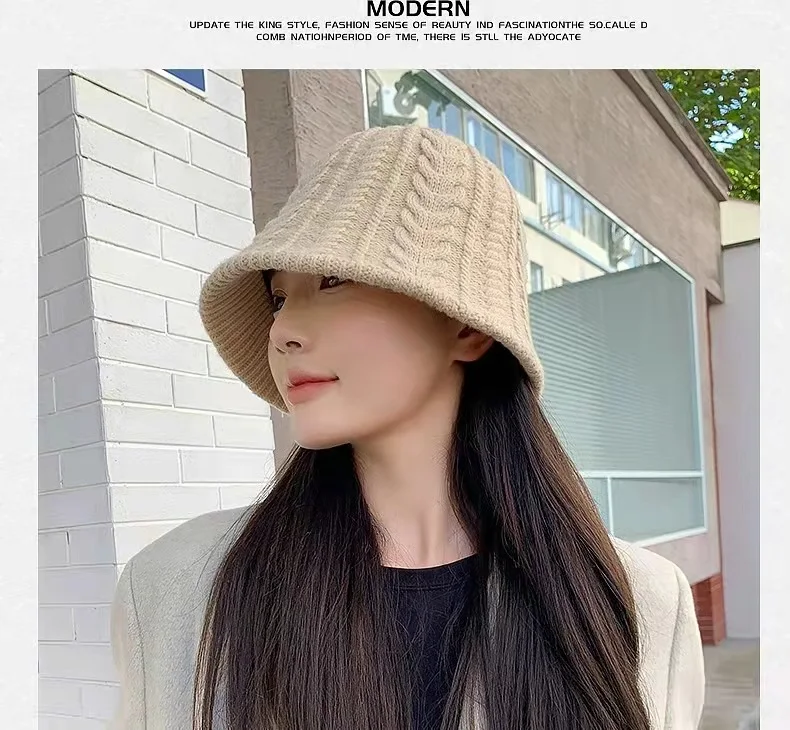 Pleteni Simple Tvist Bucket Hat