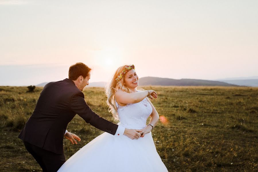 Fotógrafo de casamento Mihály Csongor (mihalycsongor). Foto de 3 de setembro 2017