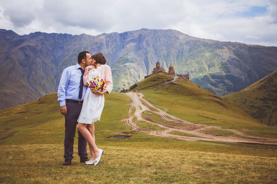 Fotografo di matrimoni Mindia Charkseliani (charkseliani). Foto del 13 aprile 2017