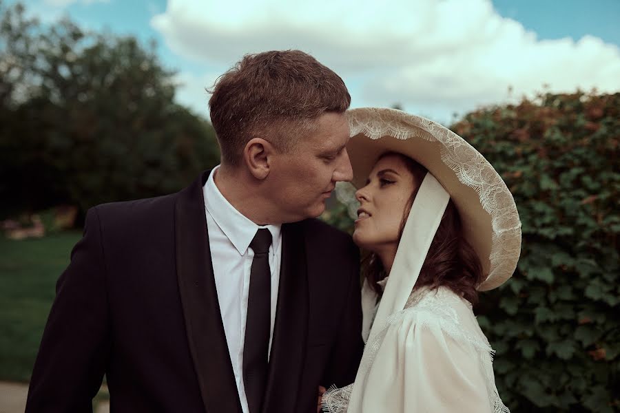 Jurufoto perkahwinan Pavel Shved (shvedart). Foto pada 30 Jun 2022