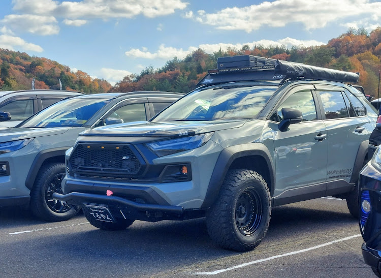 RAV4のRAV4 MT IN HIROSHIMA 2・牡蠣にまみれろ・あえて広島焼きは食いません・関西人やのに粉もん好きではない・Non-chill.famに関するカスタム事例の投稿画像13枚目