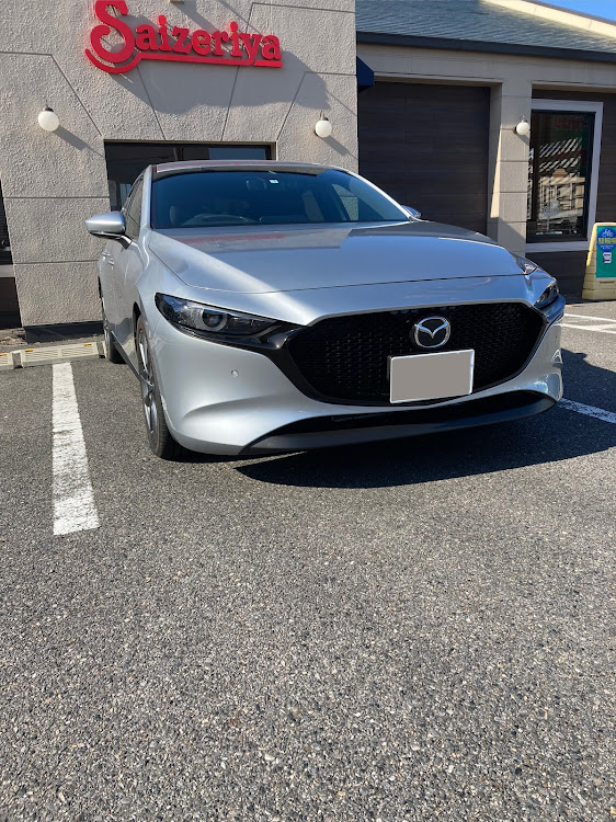 MAZDA3の納車・ドライブに関するカスタム事例の投稿画像1枚目