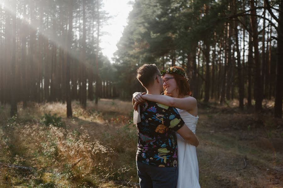 Fotógrafo de casamento Maja Kasztelan (majakasztelan). Foto de 30 de março 2020