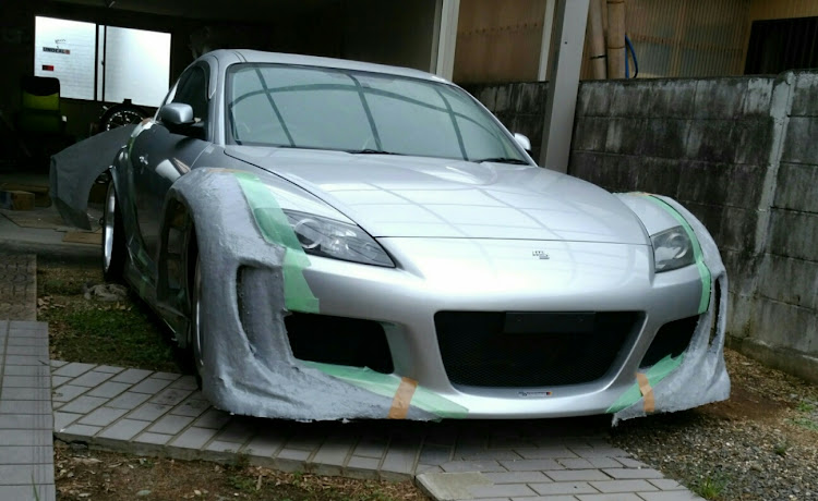 RX-8のDIY・オーバーフェンダー・ワイドボディ・マツダスピードに関するカスタム事例の投稿画像3枚目