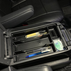 ハイエースバン TRH200V