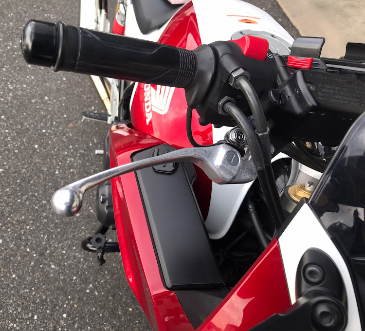 その他のブレーキレバー交換・CB400SB・ホンダドリーム・ホンダのバイクに関するカスタム事例の投稿画像2枚目