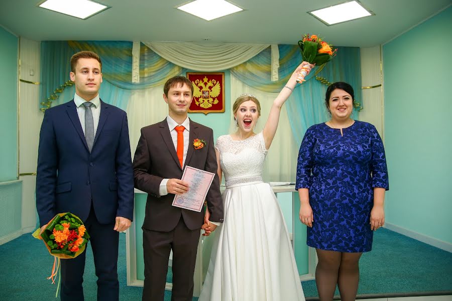 Wedding photographer Darya Shalaurova (dariat). Photo of 3 February 2017