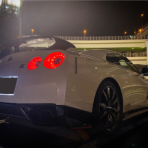 NISSAN GT-R R35