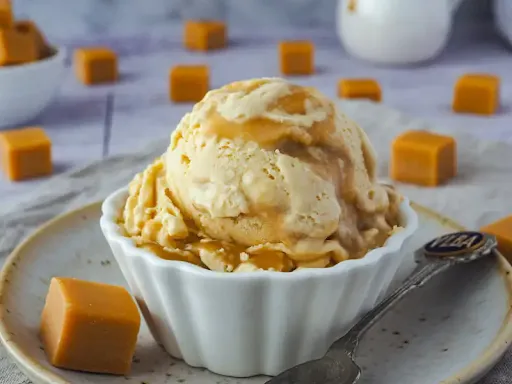 Butterscotch Ice Cream With Butterscotch Topping