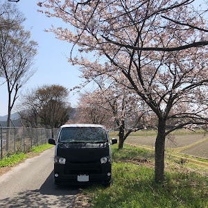 ハイエースバン