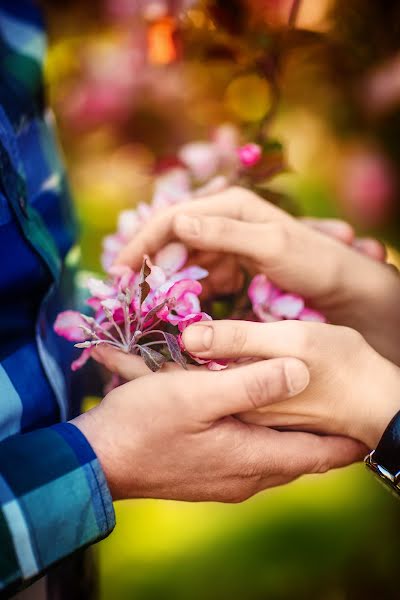 Wedding photographer Yuliya Medvedeva (photobond). Photo of 25 May 2016