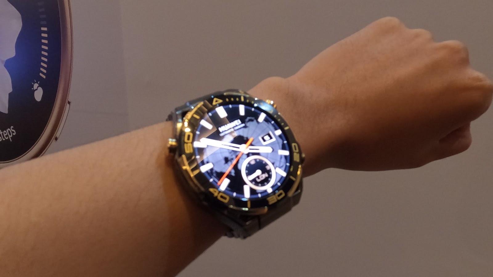 Tampilan HUAWEI WATCH Ultimate