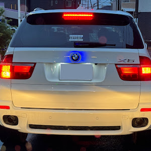 X5 E70