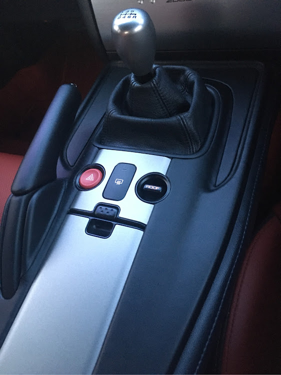S2000のDIY・内装紹介・面倒くさいけど頑張るに関するカスタム事例の投稿画像1枚目
