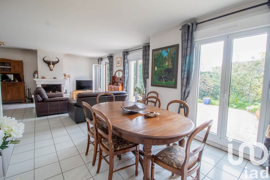 Vente maison 5 pièces 103 m² à La Queue-en-Brie (94510), 370 000 €