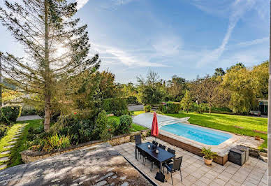 House with pool and terrace 3