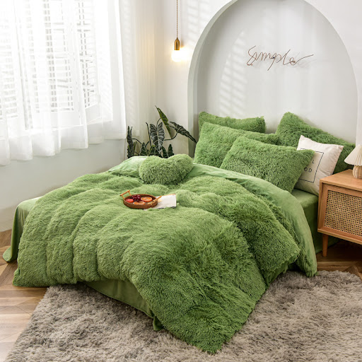 Title 14, Mink Velvet Four Piece Set Long Plush Crystal V...