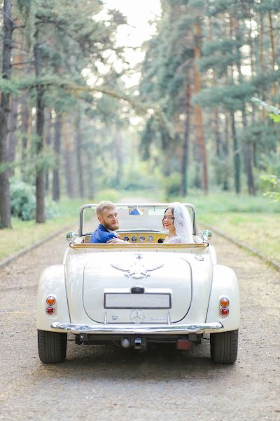 Photographe de mariage Yuriy Erokhin (id184663715). Photo du 3 octobre 2017