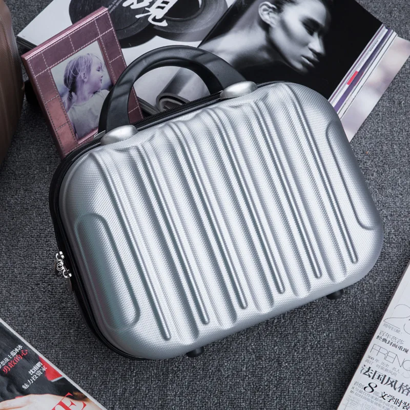14 inch draagbare cosmetica tas reis wachtwoordbox. Bescherm uw cosmetica tijdens het reizen met deze veilige en praktische reistas.