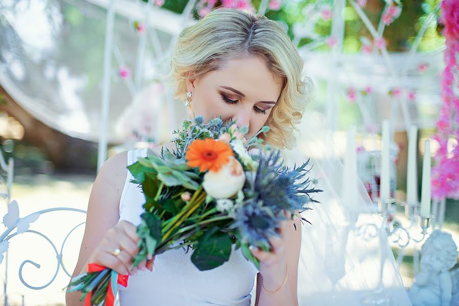 Fotógrafo de casamento Marina Alekseeva (akvamarin). Foto de 7 de setembro 2016