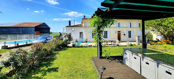 maison à Saint-Fort-sur-Gironde (17)