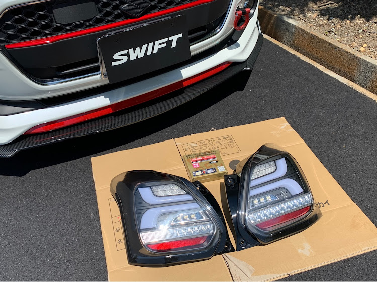 スイフトのZC53S・スイフトRS・テールランプ交換・素イフト・Revier(レヴィーア)に関するカスタム事例の投稿画像1枚目