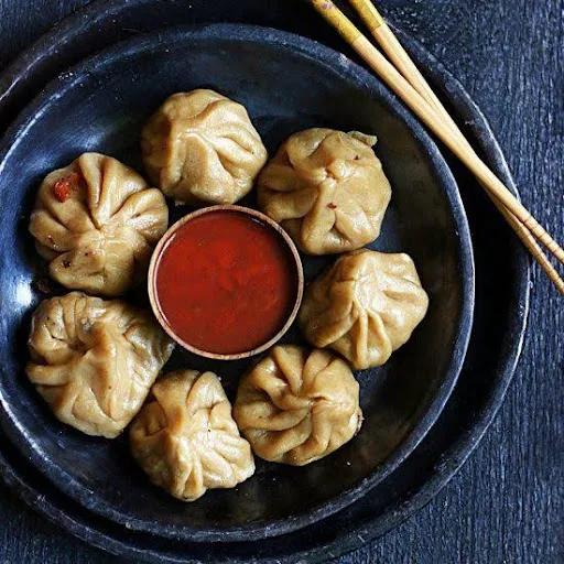 Vegetable Wheat Steamed Momos -- 6Pcs