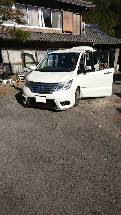 セレナの洗車に関するカスタム事例の投稿画像1枚目