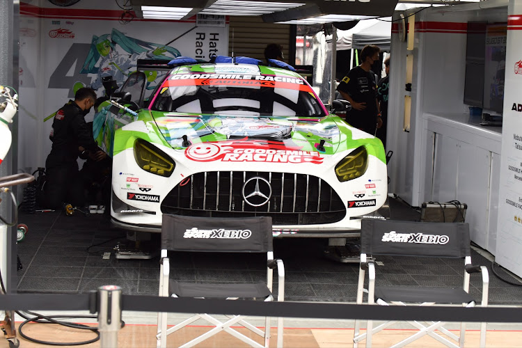 トミーさんが投稿した毎月10日はL10系GSの日・SuperGT・スポーツランドSUGO・レースクイーン・台風に気をつけて下さいに関するカスタム事例の投稿画像7枚目