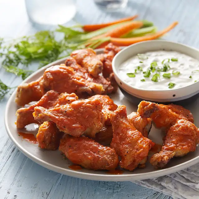 Easy Baked Buffalo Chicken Wings Recipe | Yummly