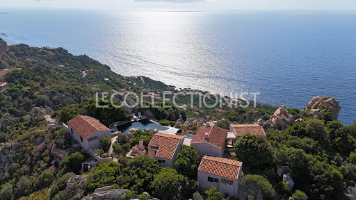 Luxury seasonal rental house in Trinità d'Agultu e Vignola (Italy) - Villas with sea view pool and vegetation