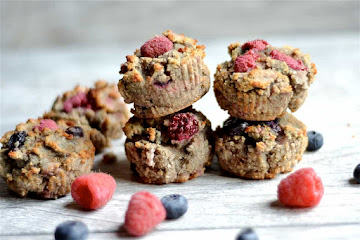 Grain-Free Berry Banana Muffins