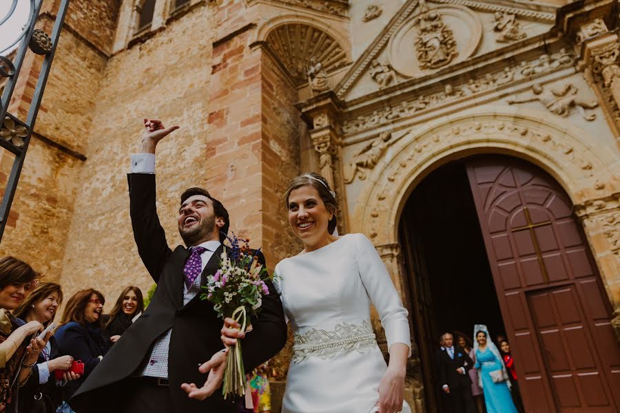 Fotógrafo de casamento Santos López (bicreative). Foto de 2 de abril 2019