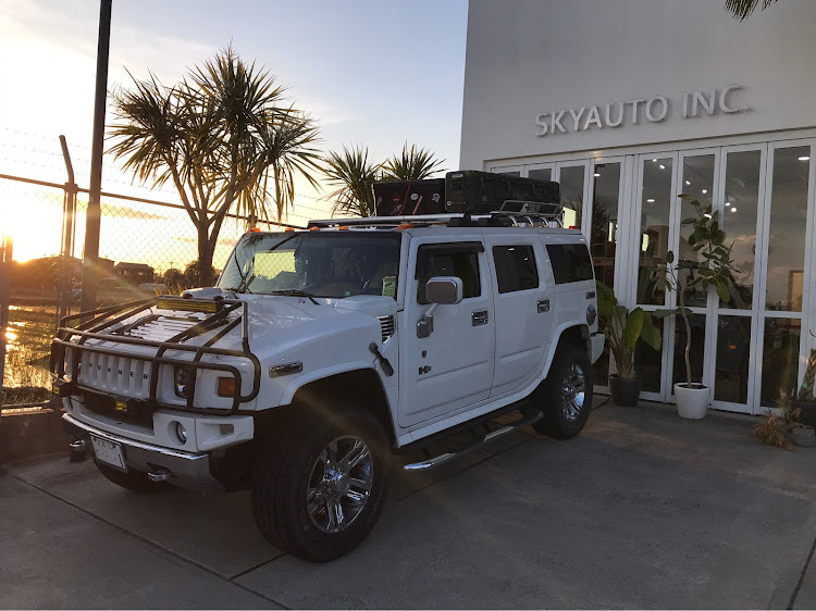 H2のアメ車・ハマーH2・ドライブ・コロナウイルスに負けるなに関するカスタム事例の投稿画像2枚目