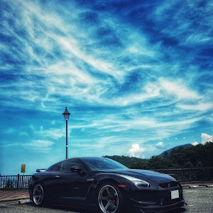 NISSAN GT-R R35