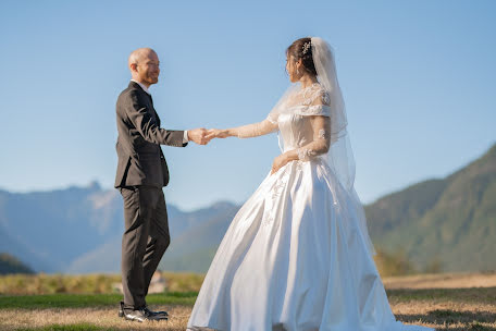 Huwelijksfotograaf Paula Luna (springvibes). Foto van 12 december 2023
