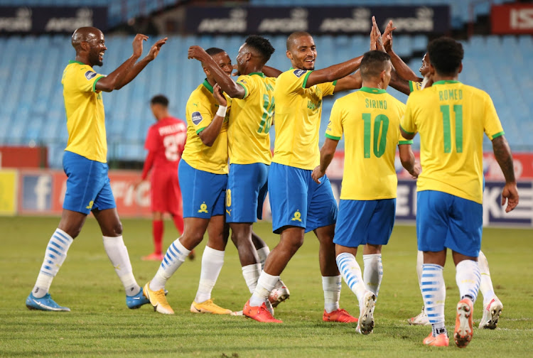 Themba Zwane of Mamelodi Sundowns celebrates goal with teammates during the DStv Premiership 2020/21 match between Mamelodi Sundowns and Supersport United at Loftus Versfeld, Pretoria, on 26 May 2021 ©Samuel Shivambu/BackpagePix