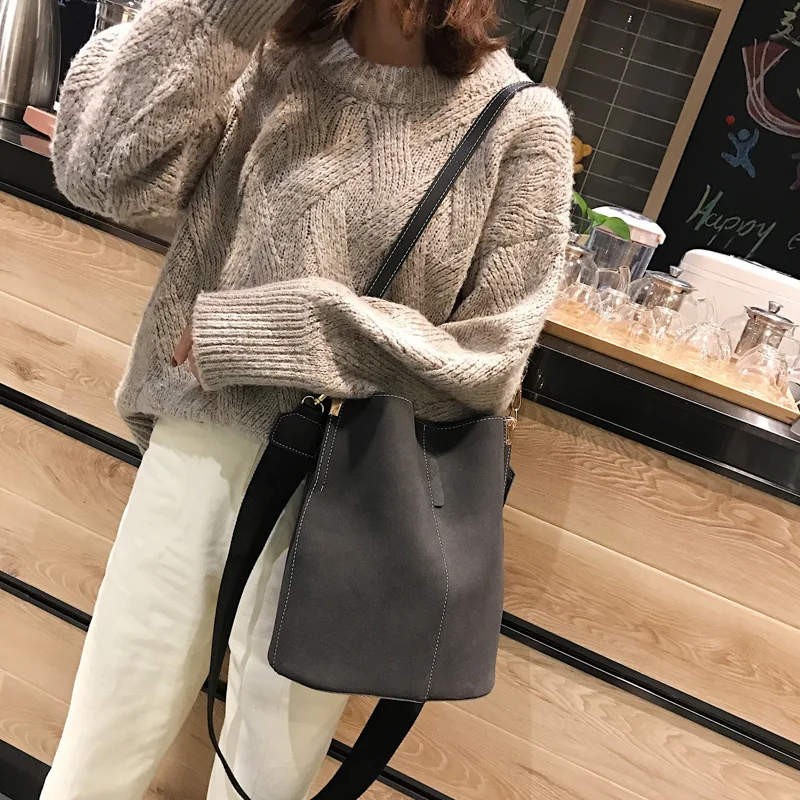 Bolso Grande Mujer Nueva Versión Coreana Gran Capacidad Salvaje Ideal para Uso Diario y Viajes Diseño Espacioso para Llevar Todo lo Necesario