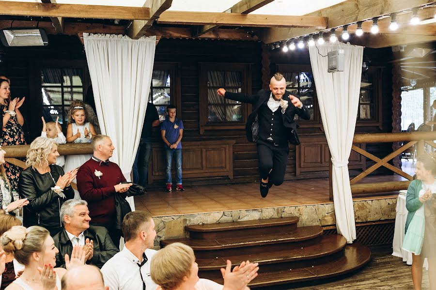 Fotógrafo de casamento Andrey Gelevey (lisiy181929). Foto de 4 de dezembro 2021