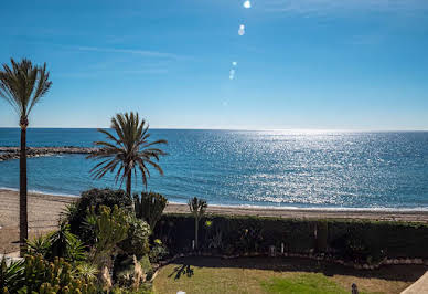 Maison avec piscine et terrasse 17