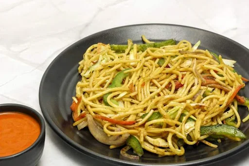 Veg Chilli Garlic Noodles