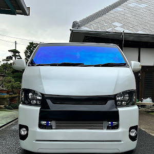 ハイエースバン TRH200V