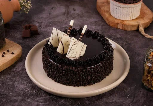 Choco Chips Cake