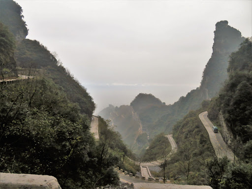 99 Bend Road From Tianmen Mountain China 2016