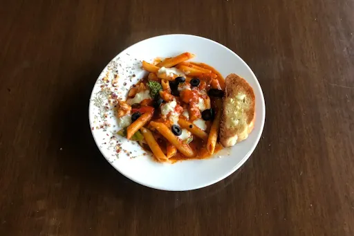 Chicken Penne Pasta In Red Sauce