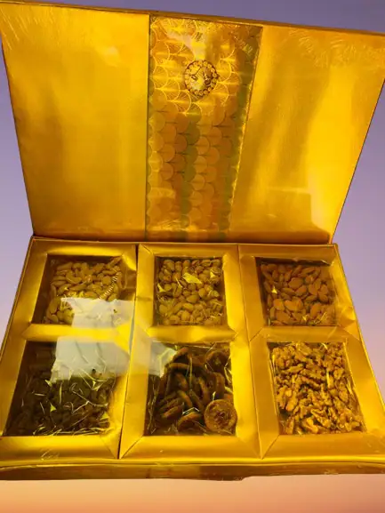 Dryfruit Box906 [890 Grams]